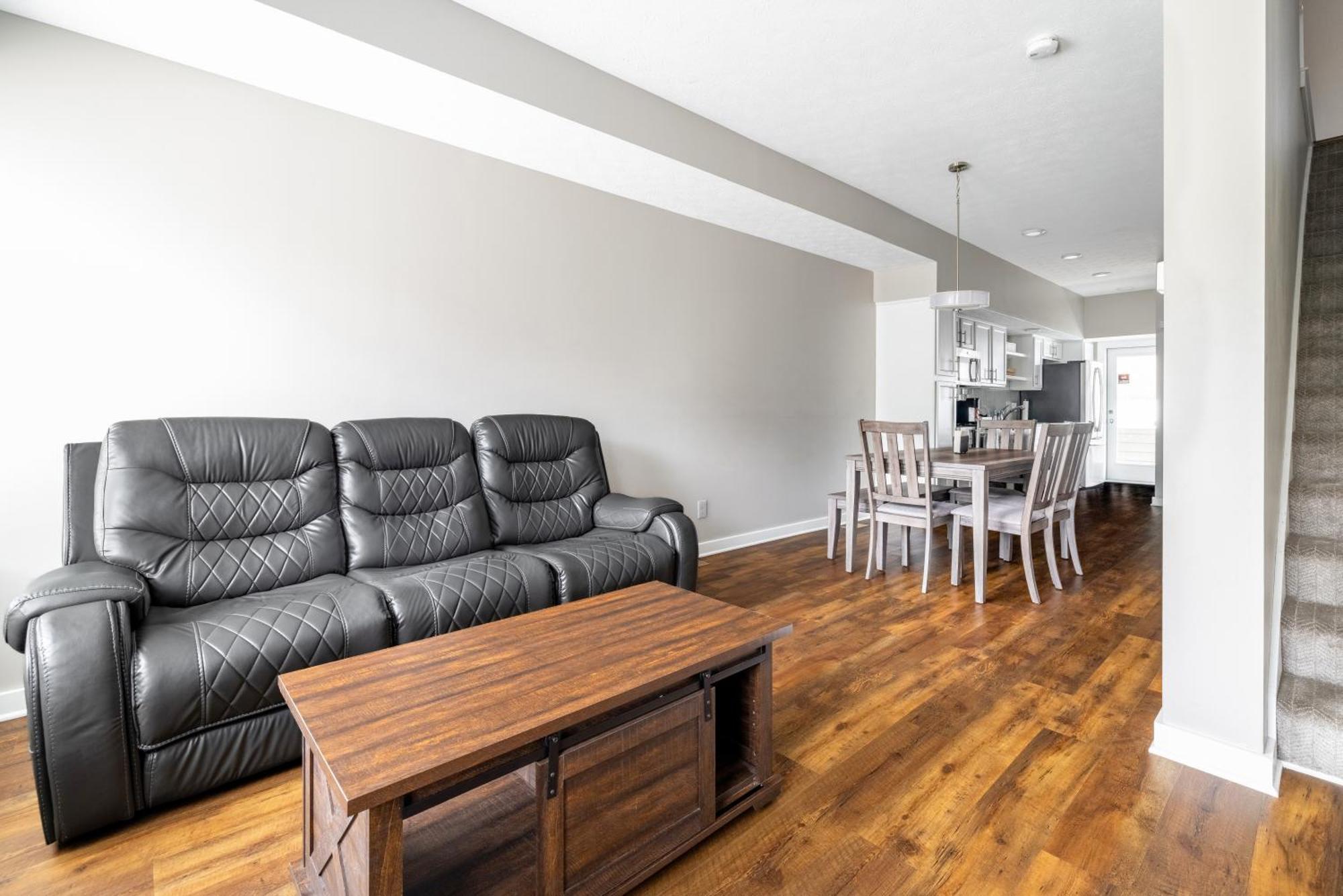Luxury Downtown Townhome Unit 7 Cleveland Eksteriør bilde